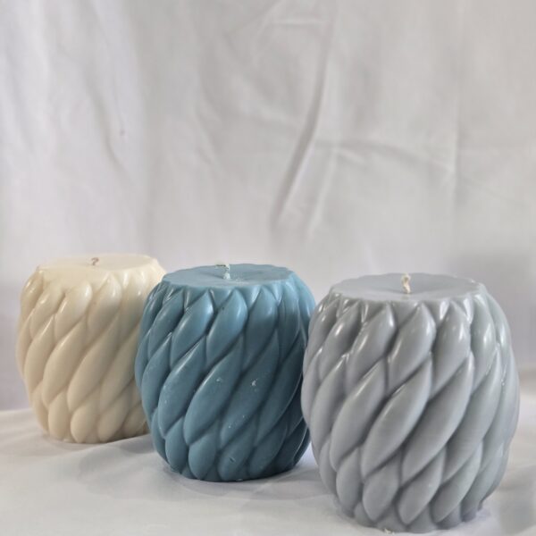 Serene Twist Candle